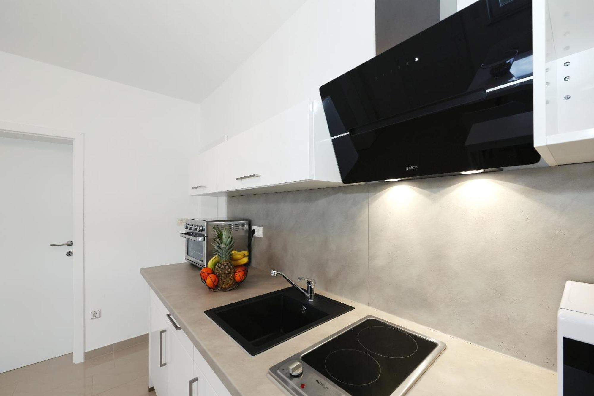 Apartments Rosini, 300M From The Beach With Shared Tavern And Bikes, Nin Luaran gambar